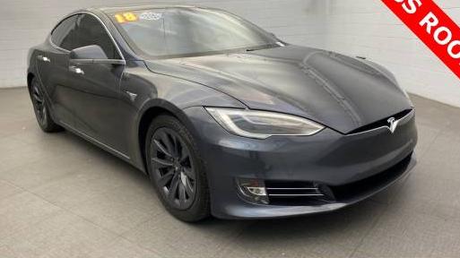 TESLA MODEL S 2018 5YJSA1E23JF244346 image